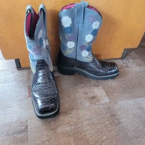 Ariat Doll Baby Women’s 10 Suede Floral Snakeskin Boots Square Toe 16209